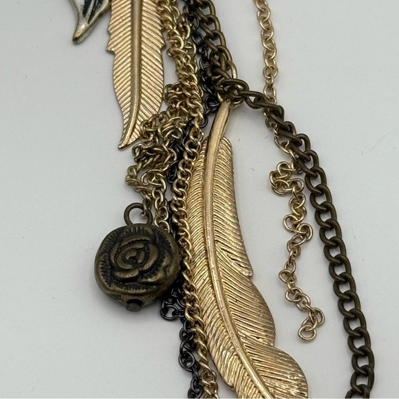 Vintage Style Rose & Feather Chain Drop Earrings Boho Statement Accessory - Picture 3 of 6